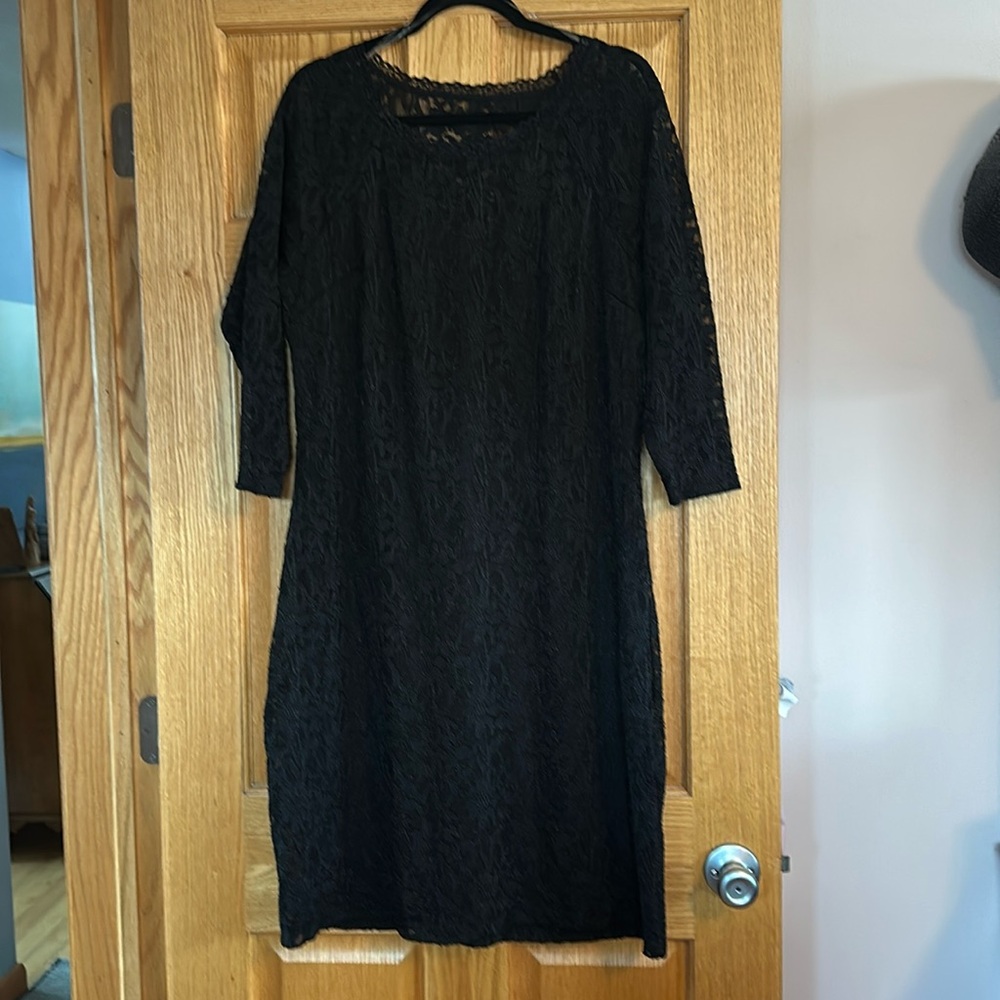 NWTLace Overlay Dress.